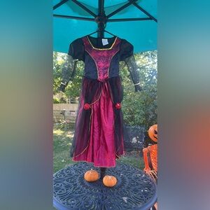 Elegant Black and Red Dress Costume